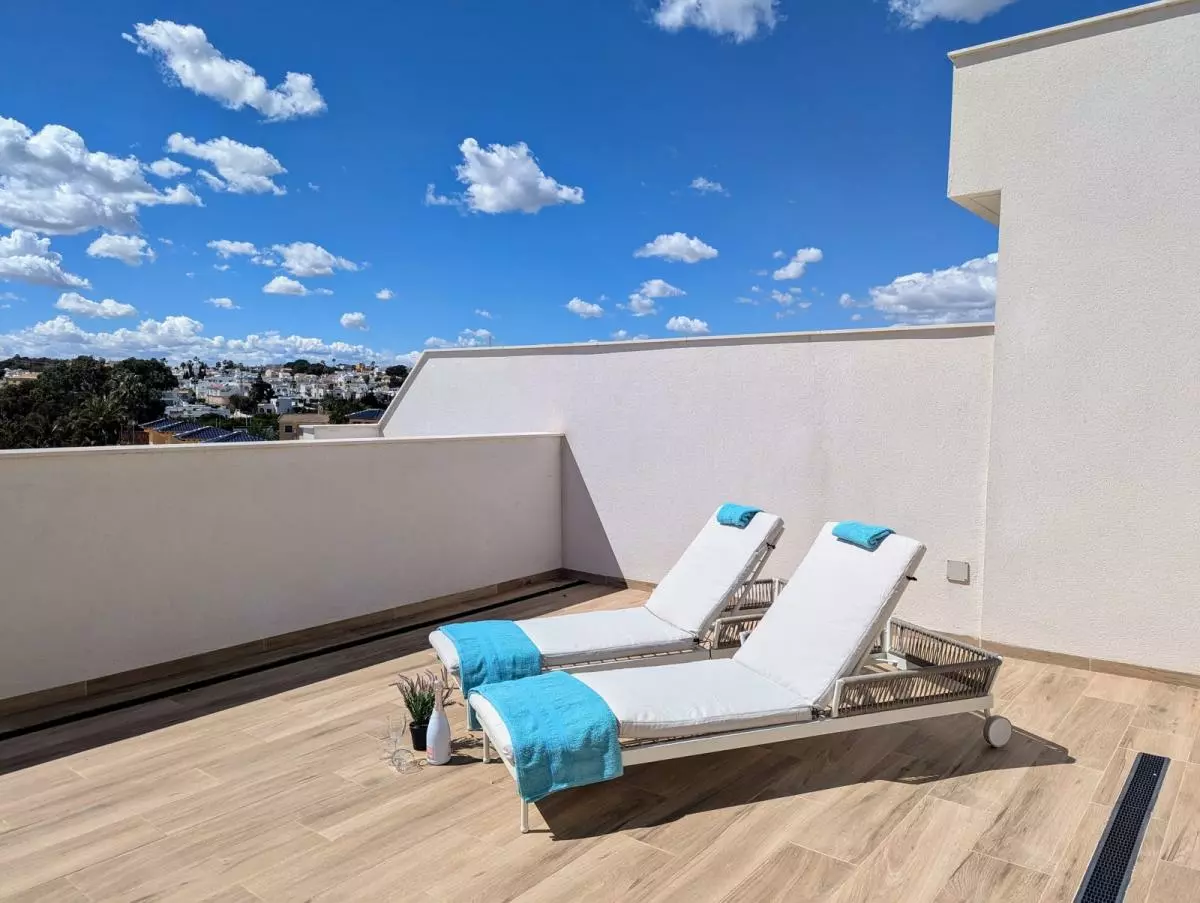 2-bedroom Apartment In Villamartin, Spain