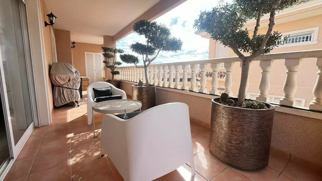 3-bedroom Apartment In Orihuela Costa, Spain (114 M²)