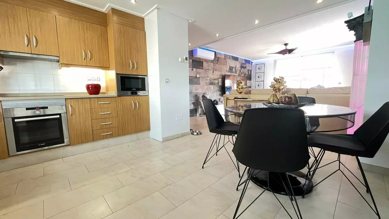 3-bedroom Apartment In Orihuela Costa, Spain (114 M²)
