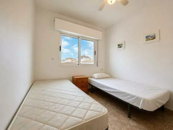 3-bedroom Apartment In Orihuela Costa, Spain (52 M²)