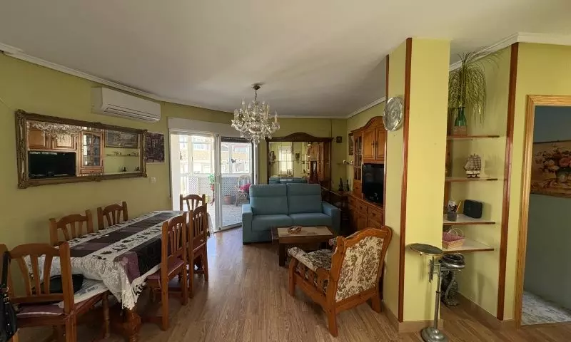 3-bedroom Apartment In Torrevieja, Spain (88 M²)