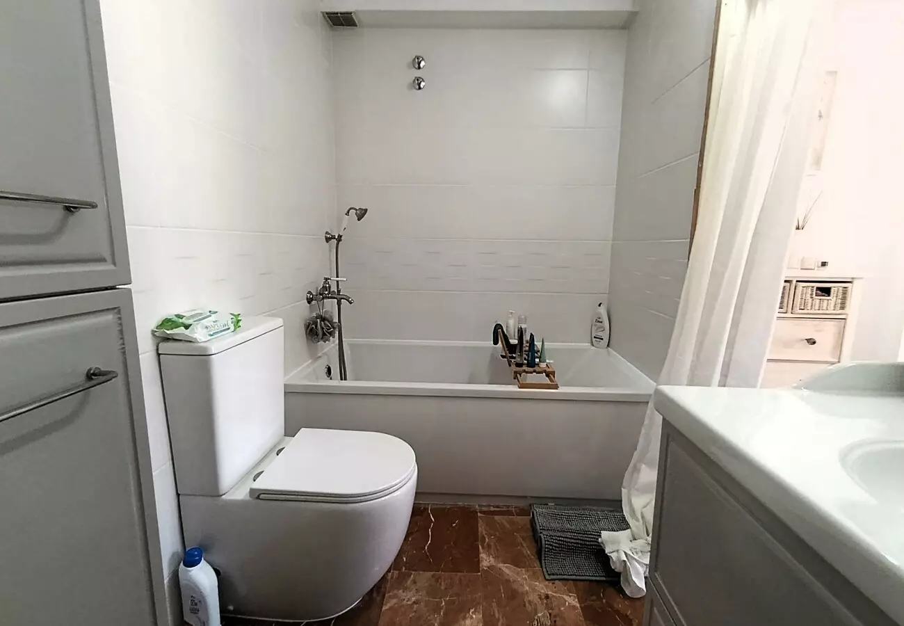 3-bedroom Apartment In Orihuela Costa, Spain (90 M²)