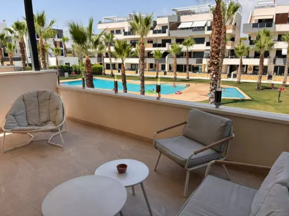 2-bedroom Apartment In Orihuela Costa, Spain (100 M²)