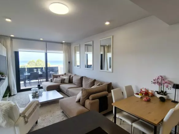 3-bedroom Apartment In Orihuela Costa, Spain (114 M²)