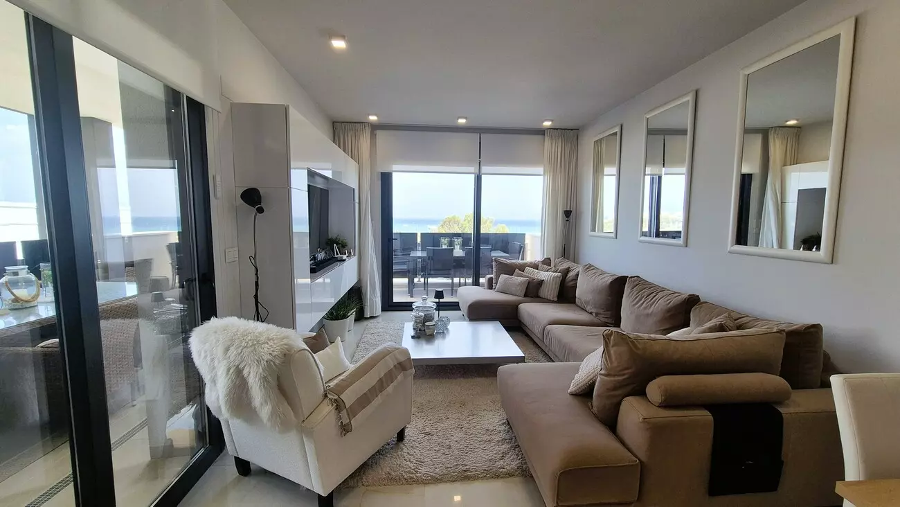 3-bedroom Apartment In Orihuela Costa, Spain (114 M²)
