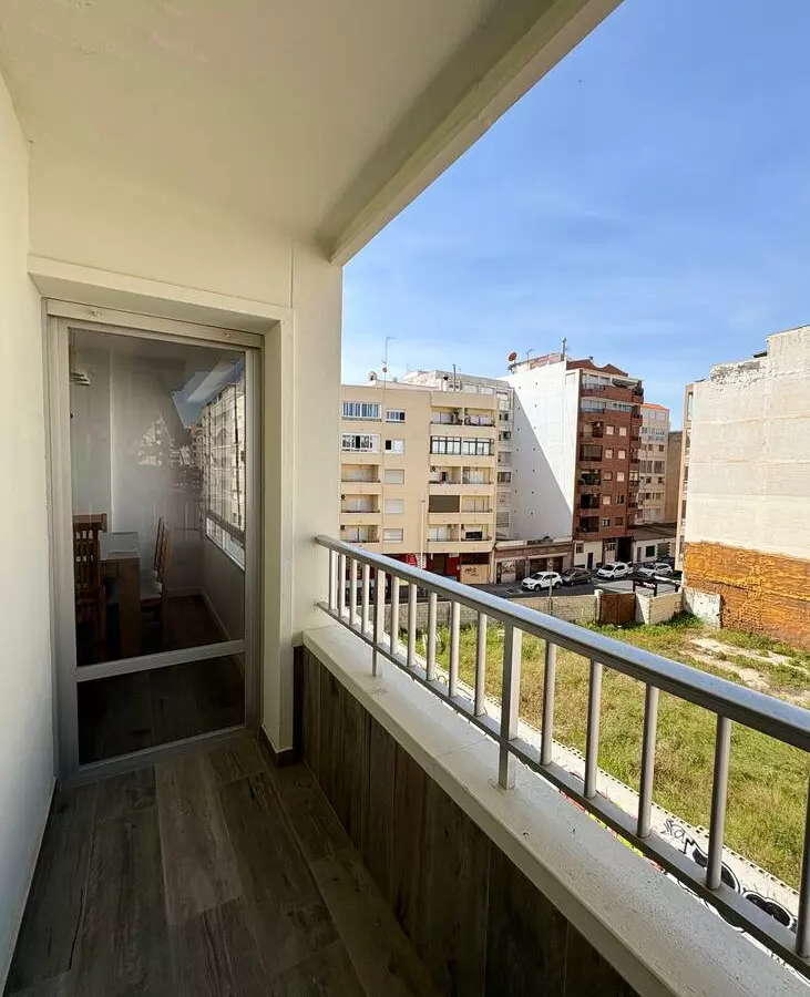 3-bedroom Apartment In Torrevieja, Spain (99 M²)
