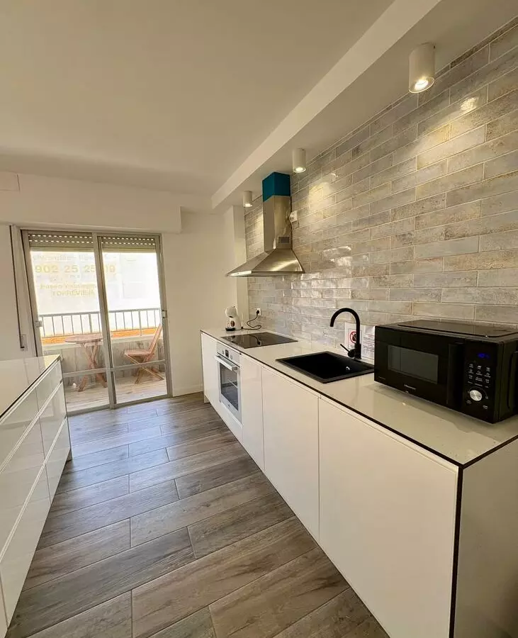 3-bedroom Apartment In Torrevieja, Spain (99 M²)