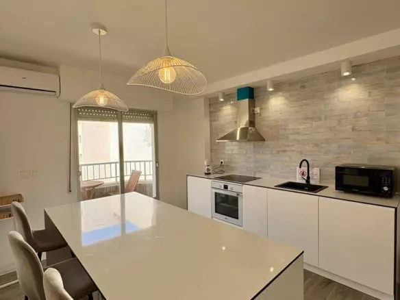3-bedroom Apartment In Torrevieja, Spain (99 M²)