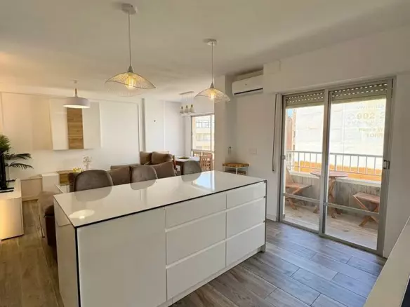 3-bedroom Apartment In Torrevieja, Spain (99 M²)