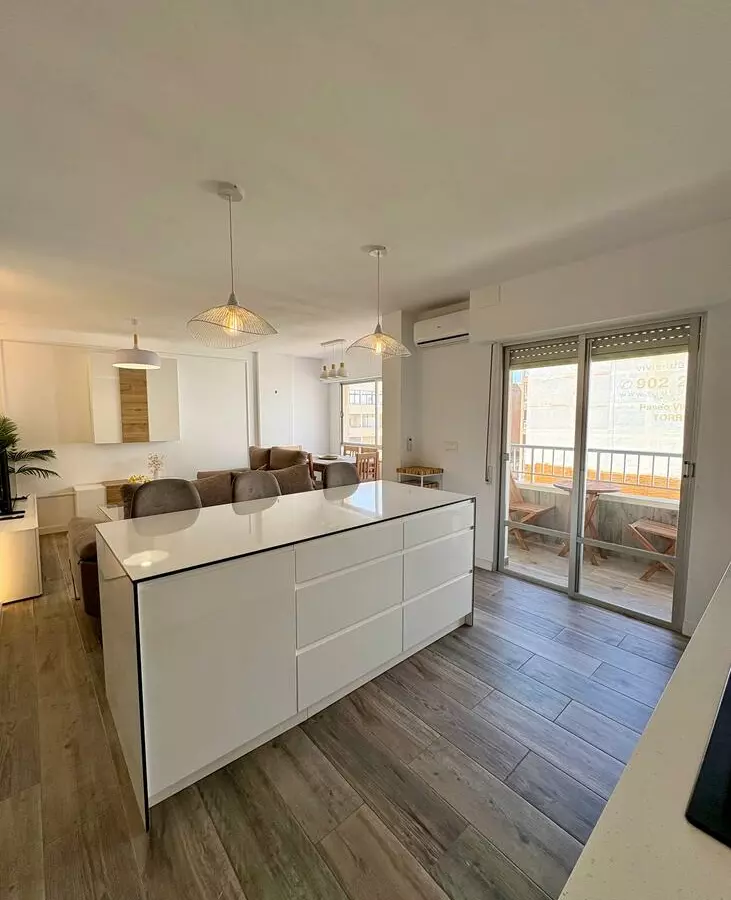 3-bedroom Apartment In Torrevieja, Spain (99 M²)
