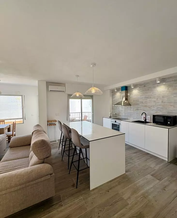 3-bedroom Apartment In Torrevieja, Spain (99 M²)