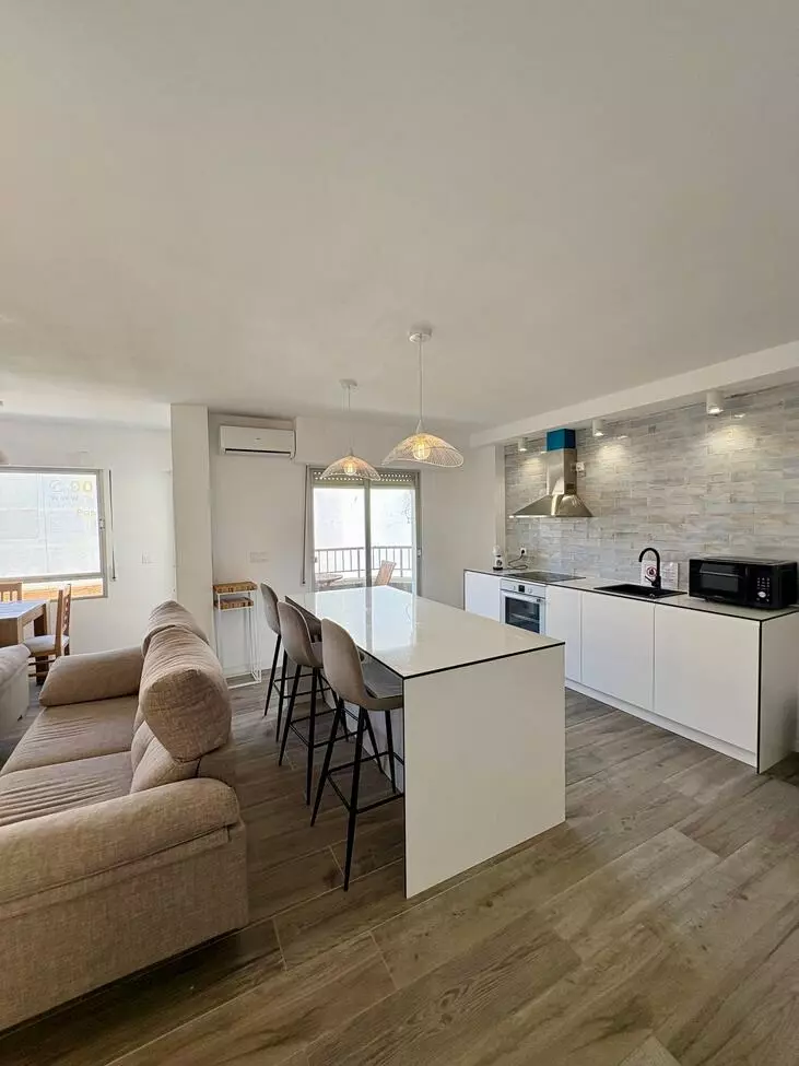 3-bedroom Apartment In Torrevieja, Spain (99 M²)