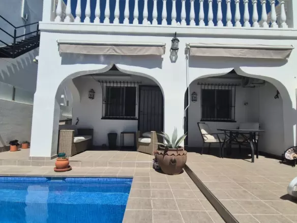 2-bedroom Semi In Villamartin, Spain (72 M²)