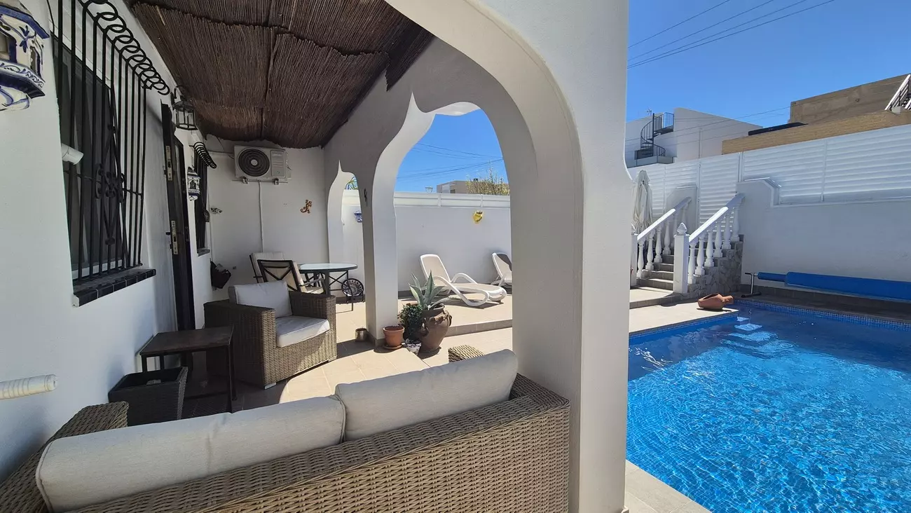 2-bedroom Semi In Villamartin, Spain (72 M²)