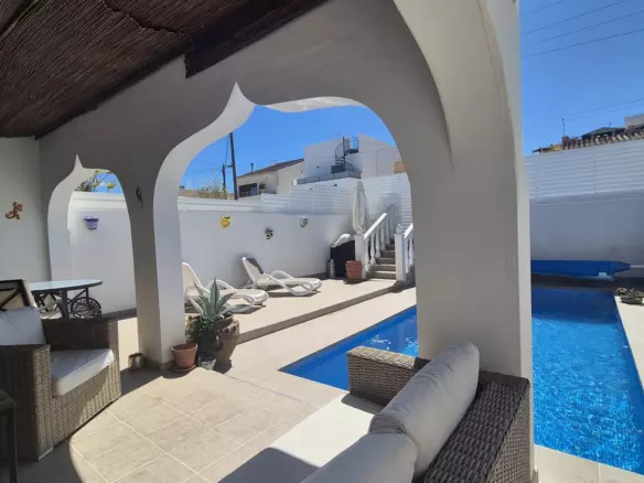 2-bedroom Semi In Villamartin, Spain (72 M²)