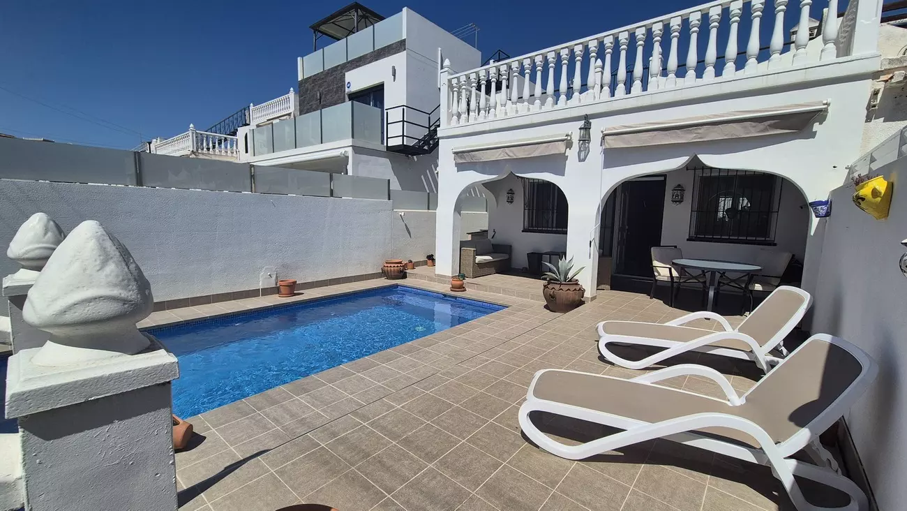 2-bedroom Semi In Villamartin, Spain (72 M²)