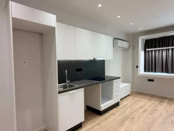 1-bedroom Flat In Kipseli, Greece (40 M²)