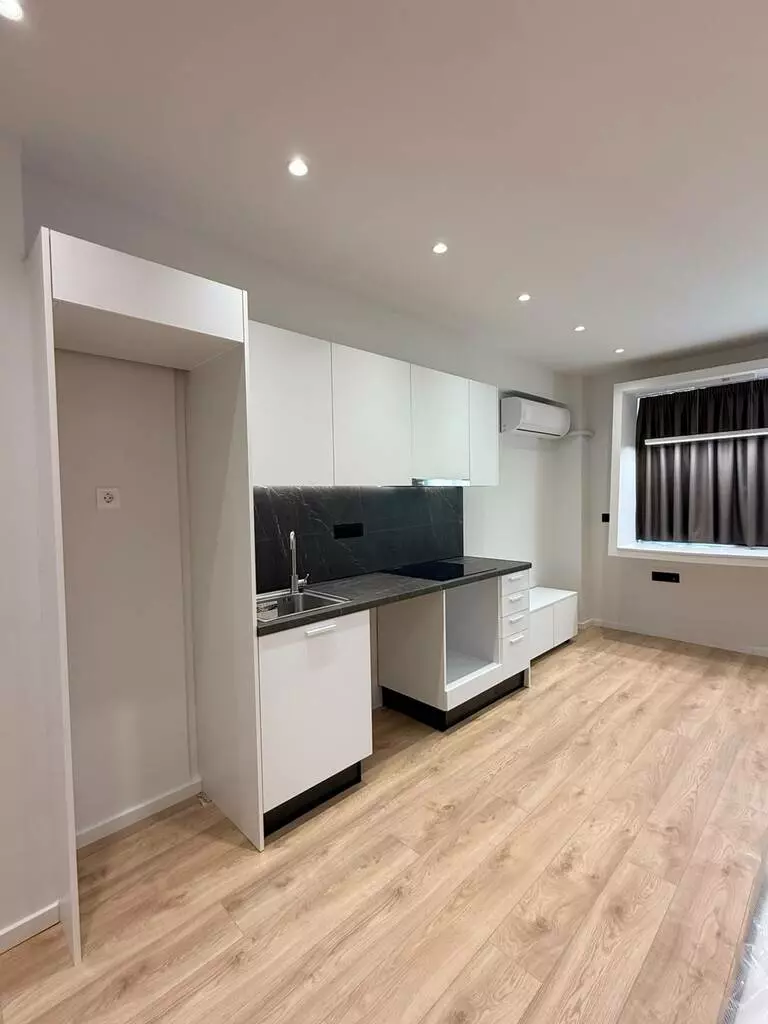 1-bedroom Flat In Kipseli, Greece (40 M²)