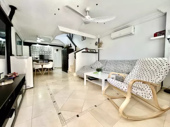 4-bedroom Town House In Formentera Del Segura, Spain (207 M²)