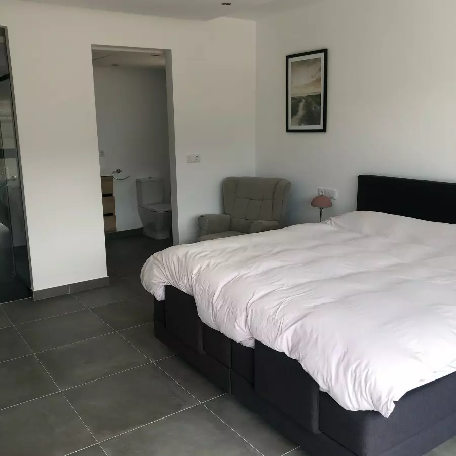 5-bedroom Villa In Pinoso, Spain (247 M²)