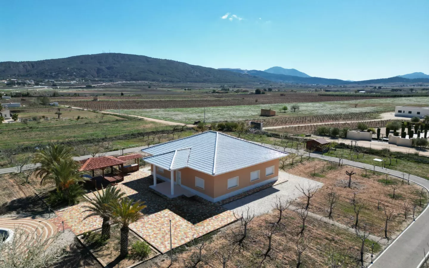 4-bedroom Villa In Pinoso, Spain (209 M²)