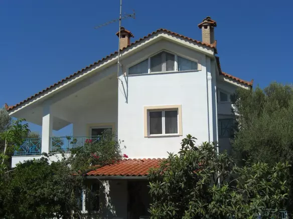 5-bedroom Detached House In Diakopto, Greece (225 M²)
