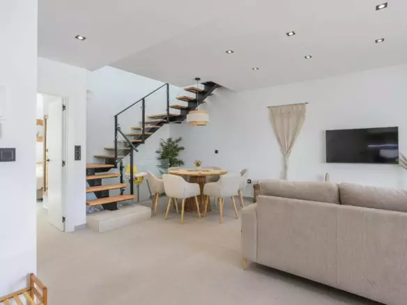 3-bedroom Detached Villa In Dolores, Spain (150 M²)
