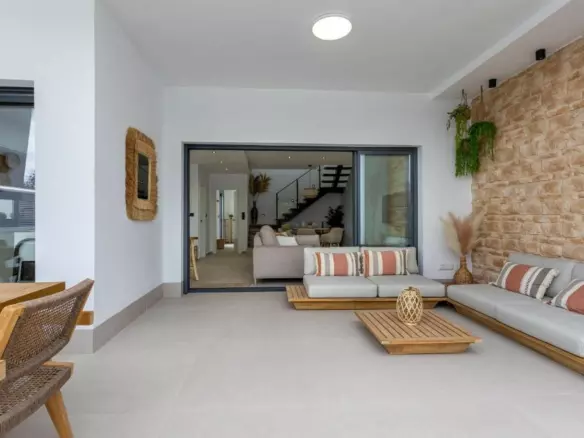 3-bedroom Detached Villa In Dolores, Spain (150 M²)