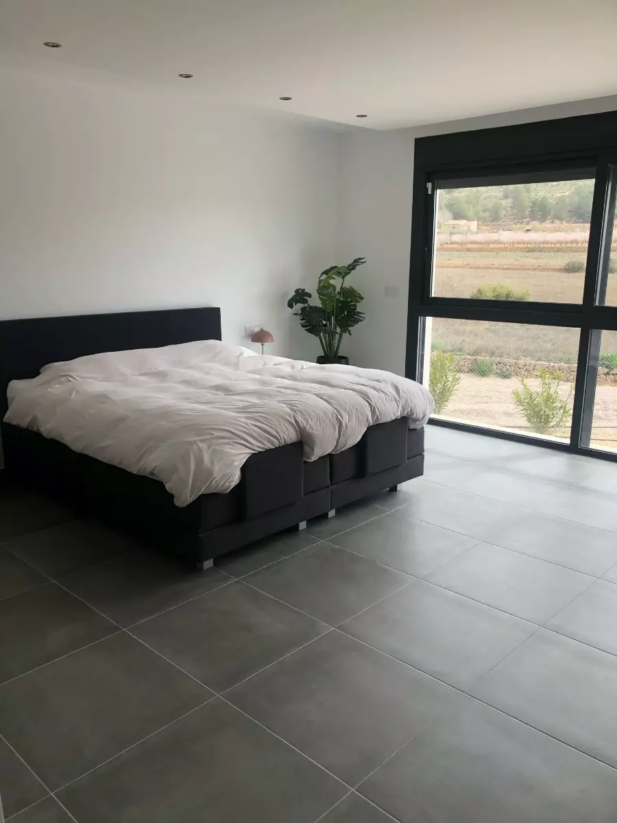 5-bedroom Villa In Pinoso, Spain (247 M²)