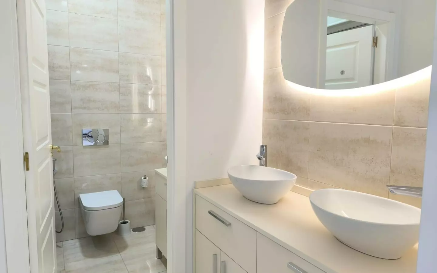 4-bedroom Villa In Pinoso, Spain (209 M²)