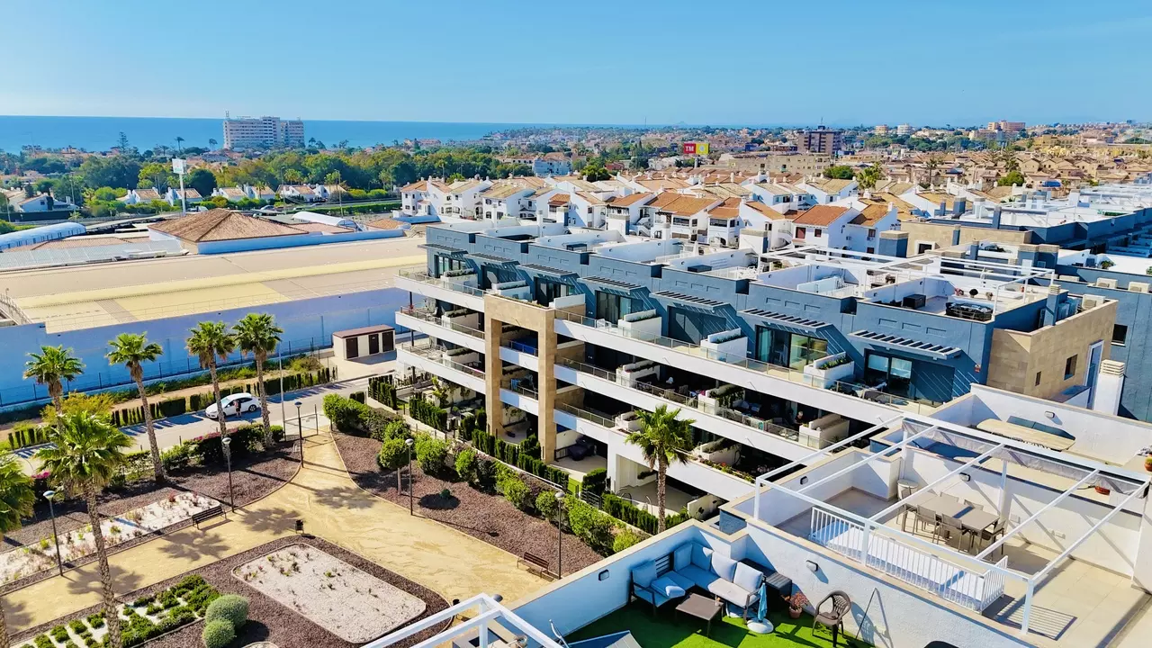 2-bedroom Apartment In Orihuela Costa, Spain (75 M²)