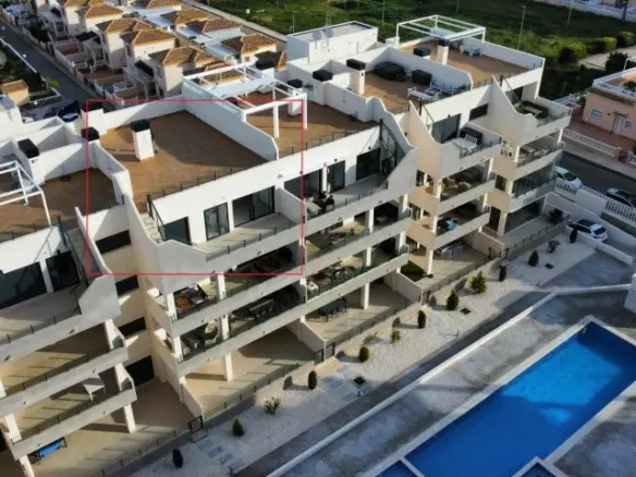 3-bedroom Apartment In Orihuela Costa, Spain (140 M²)