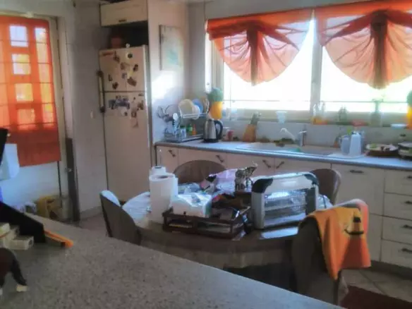 6-bedroom Detached House In Com. Malakasa, Greece (370 M²)