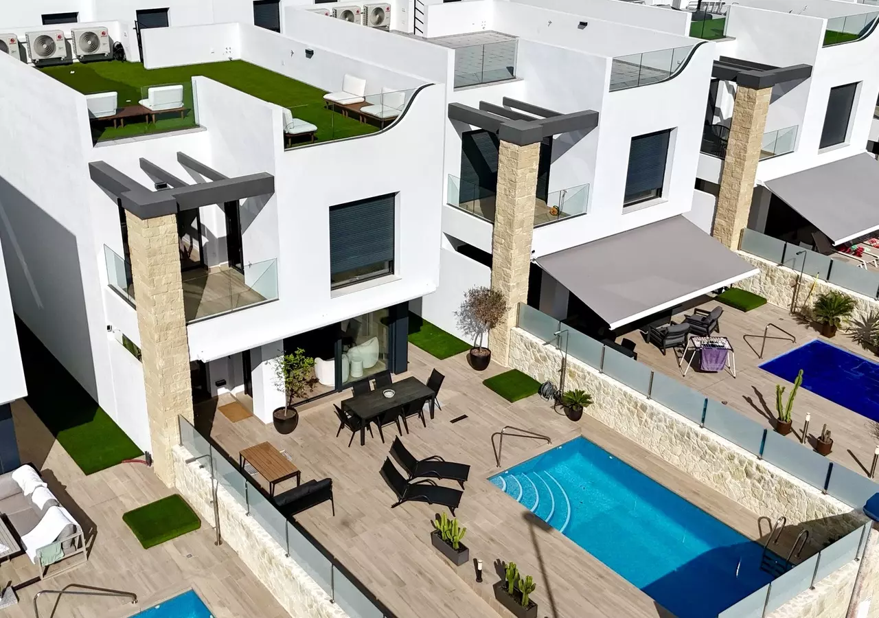 4-bedroom Villa In Orihuela Costa, Spain (190 M²)
