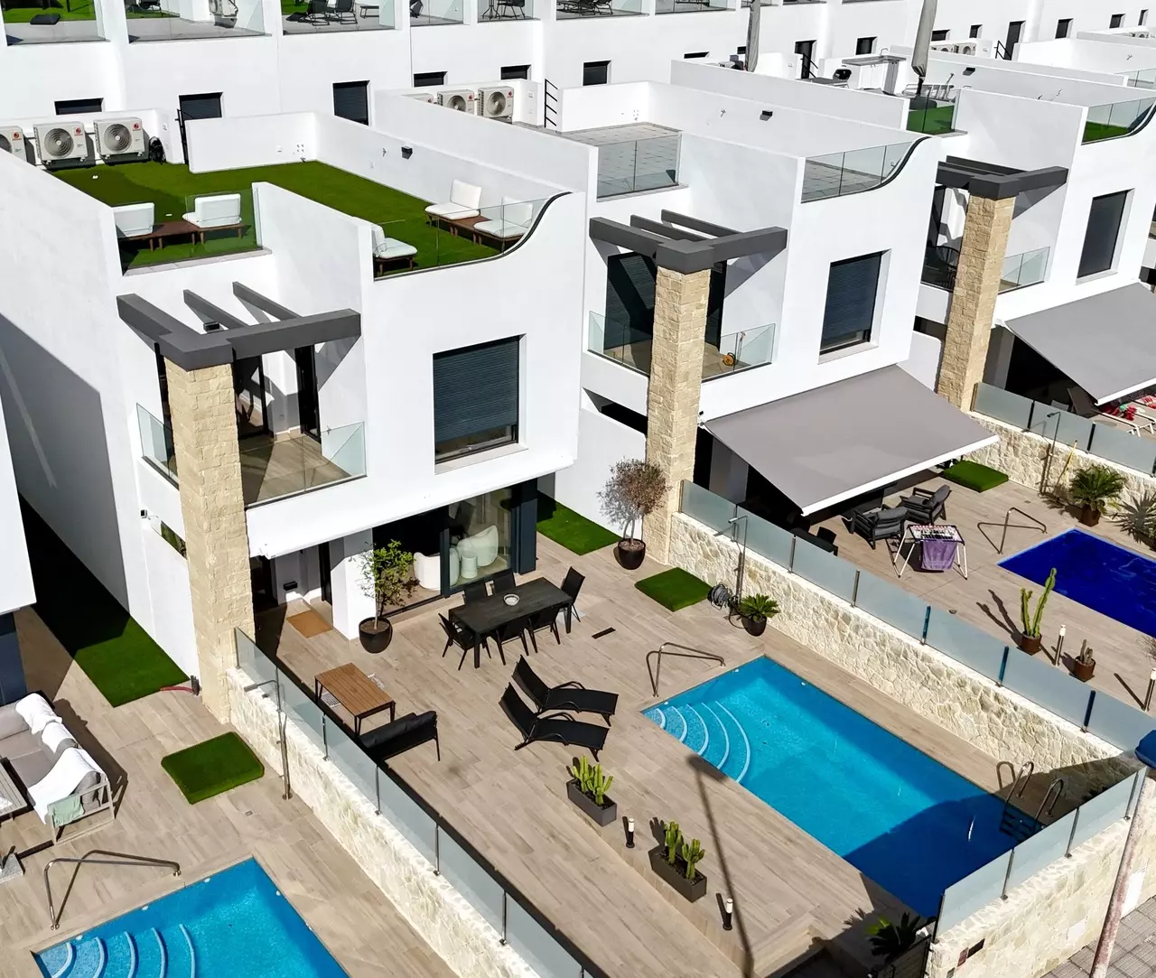 4-bedroom Villa In Orihuela Costa, Spain (190 M²)