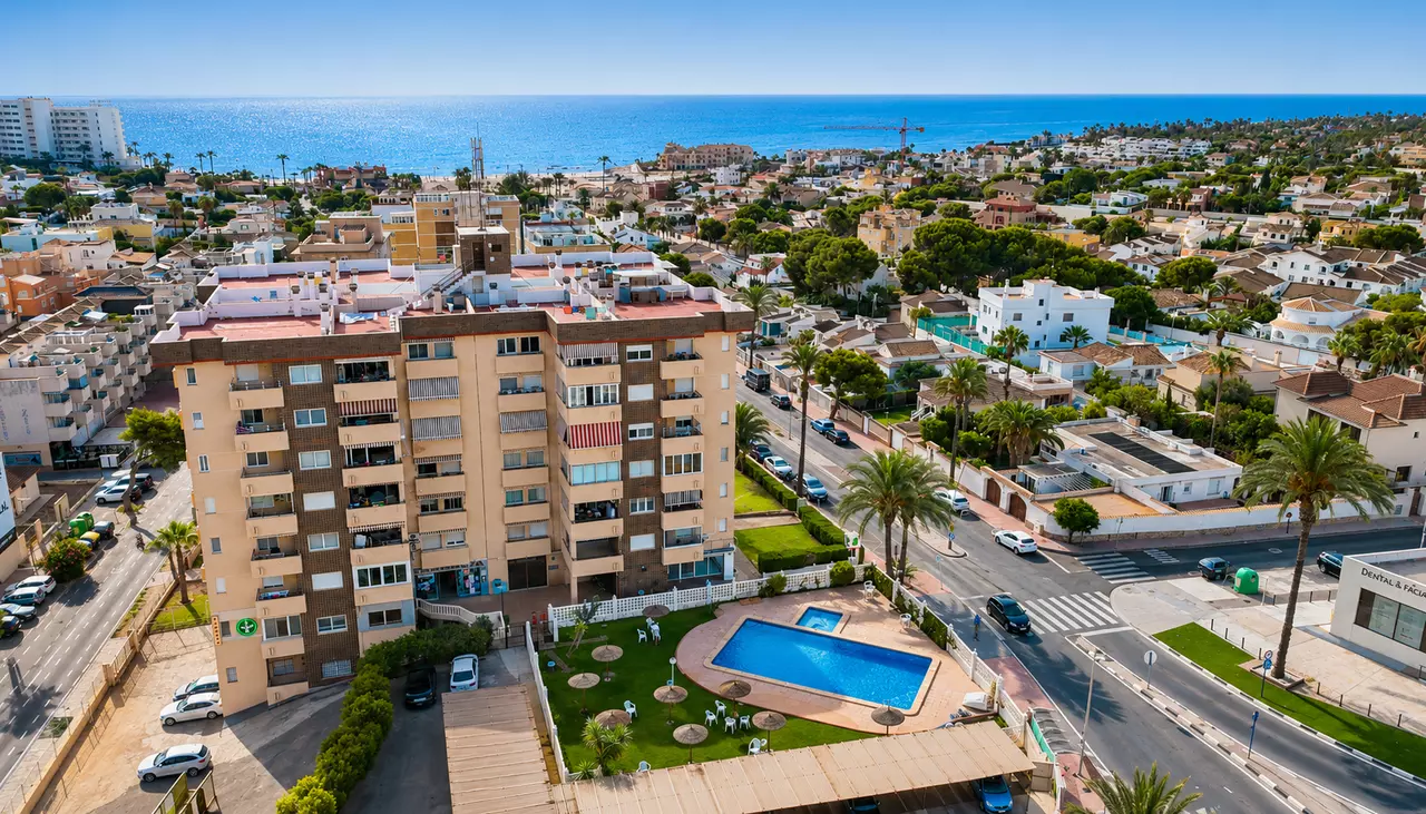 2-bedroom Penthouse In Orihuela Costa, Spain (60 M²)