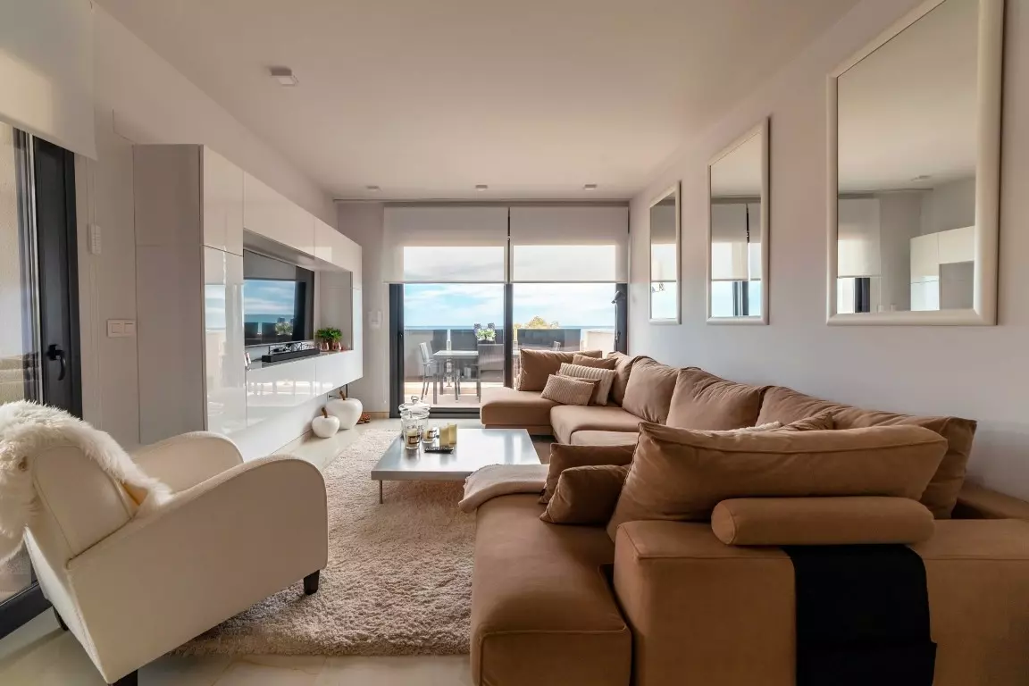 3-bedroom Apartment In Orihuela Costa, Spain (99 M²)