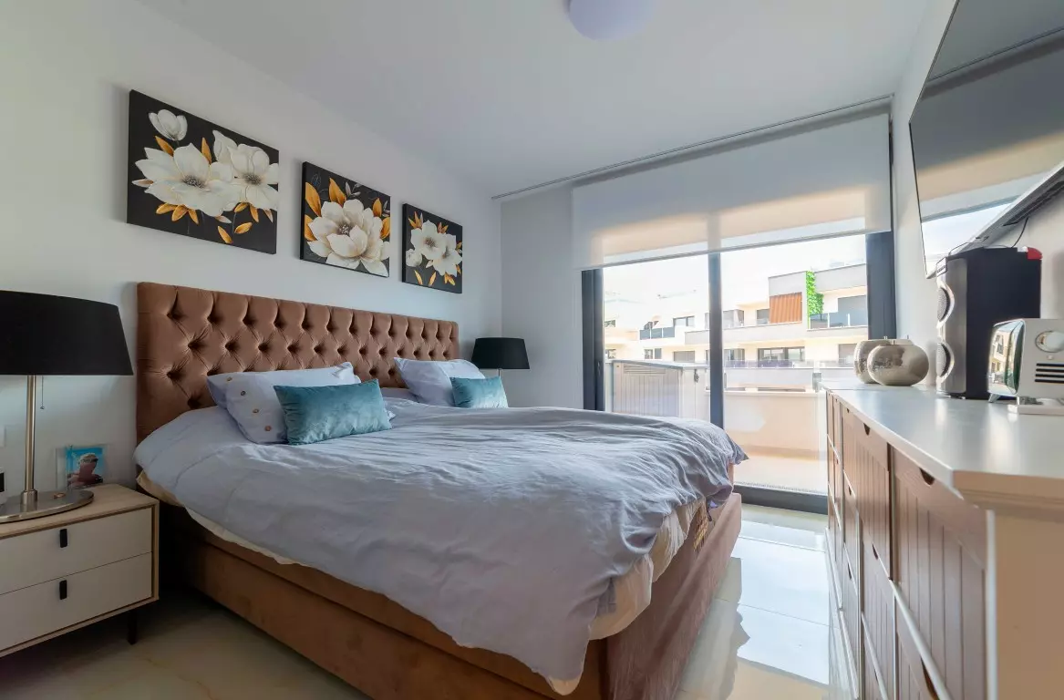 3-bedroom Apartment In Orihuela Costa, Spain (99 M²)