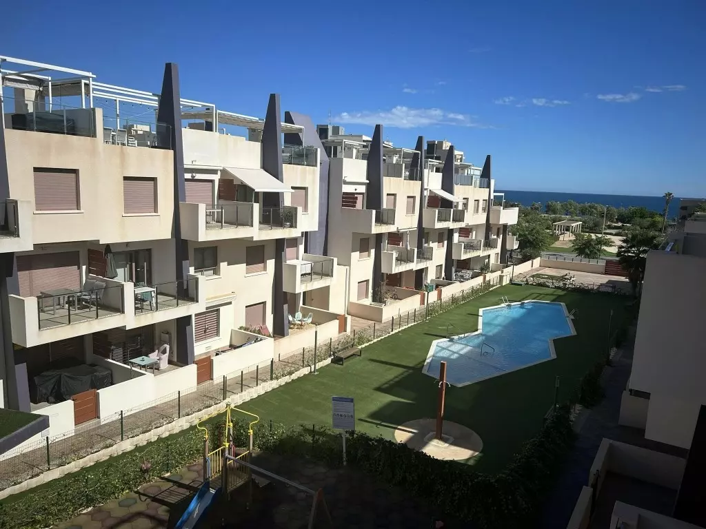 2-bedroom Penthouse In Pilar De La Horadada, Spain (75 M²)