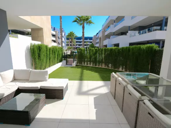 2-bedroom Apartment In Orihuela Costa, Spain (74 M²)
