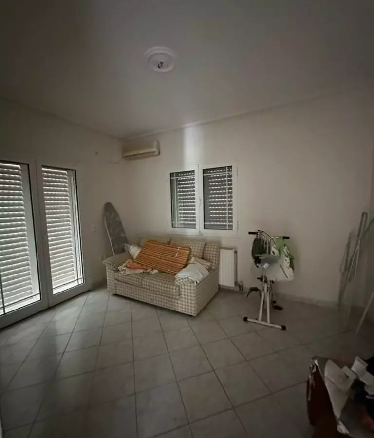 6-bedroom Detached House In Com. Malakasa, Greece (370 M²)