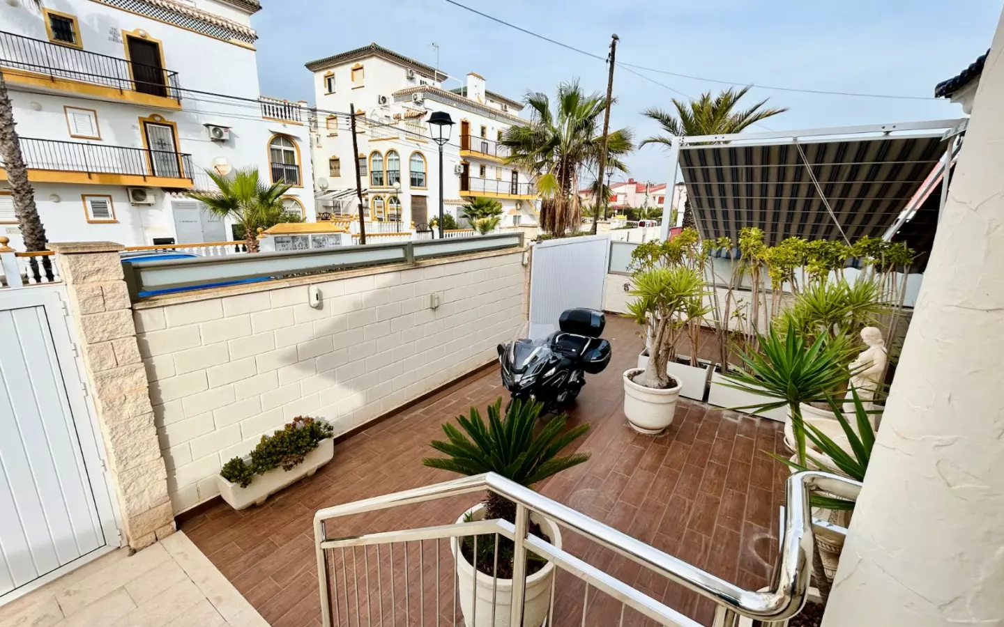 5-bedroom Villa In Torrevieja, Spain (469 M²)