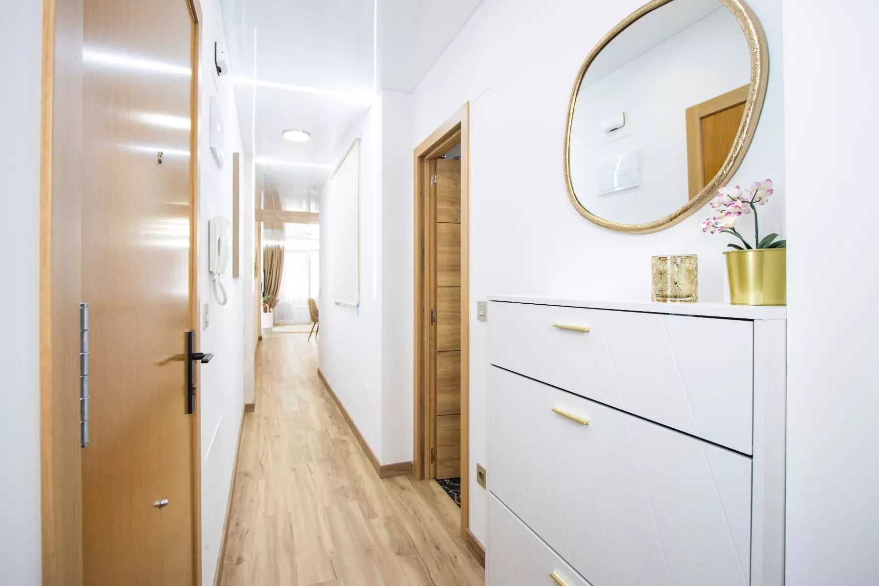 2-bedroom Apartment In Torrevieja, Spain (79 M²)
