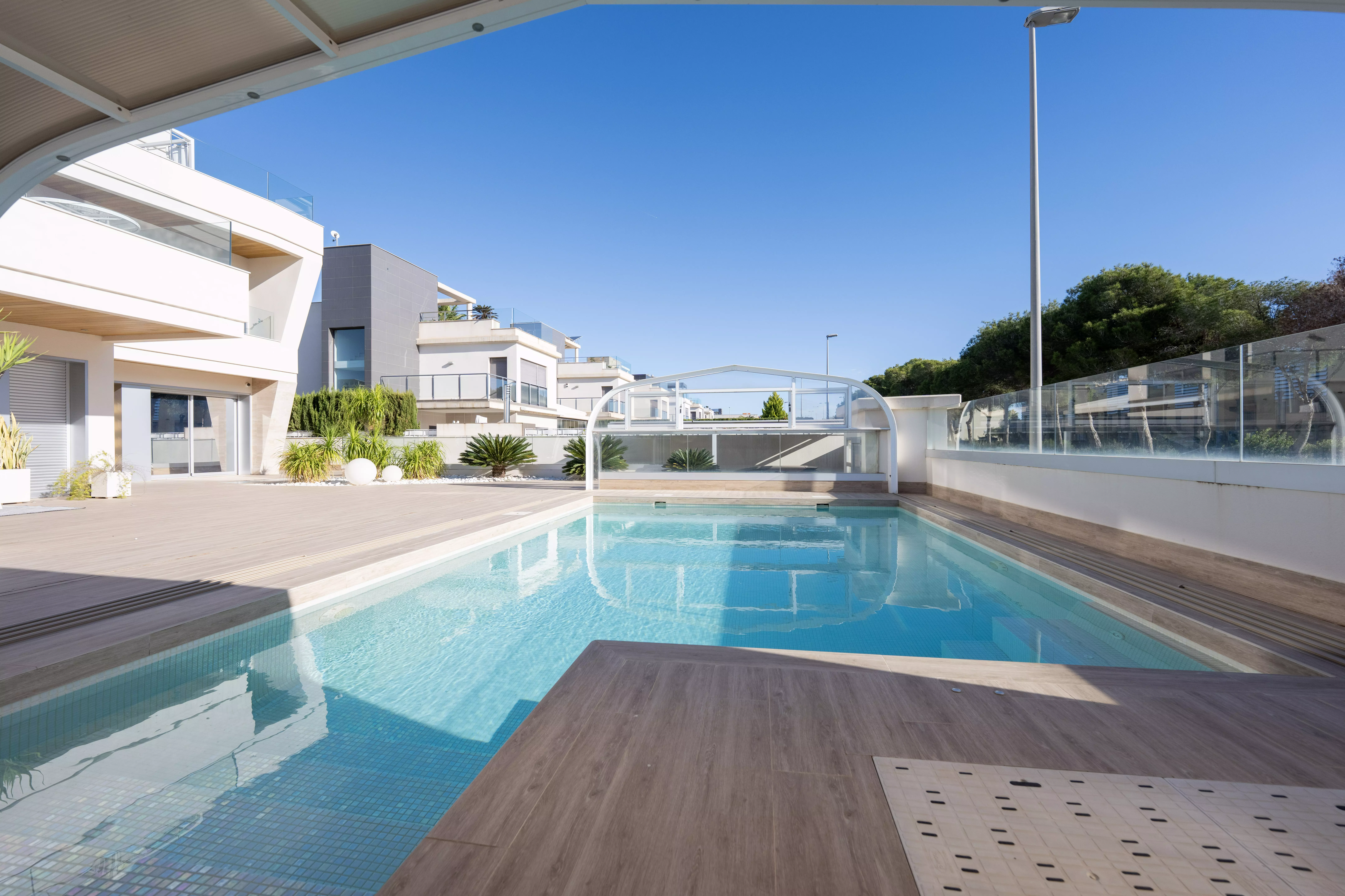 4-bedroom Villa In Orihuela Costa, Spain (302 M²)