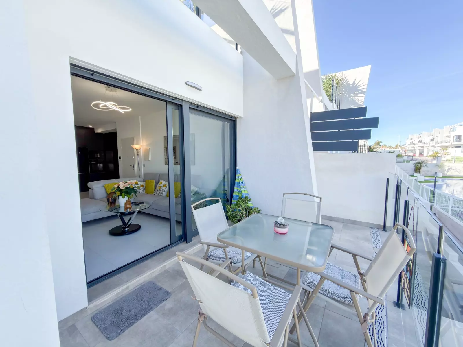 2-bedroom Property In San Miguel De Salinas, Spain (151 M²)
