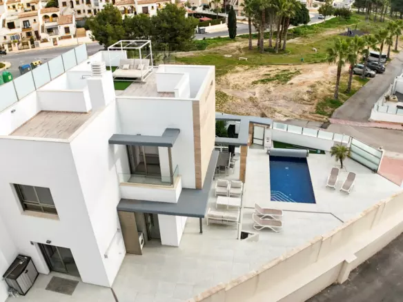 4-bedroom Villa In Orihuela Costa, Spain (148 M²)