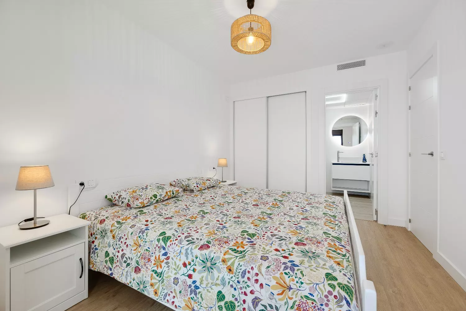 2-bedroom Apartment In Villamartin, Spain (80 M²)