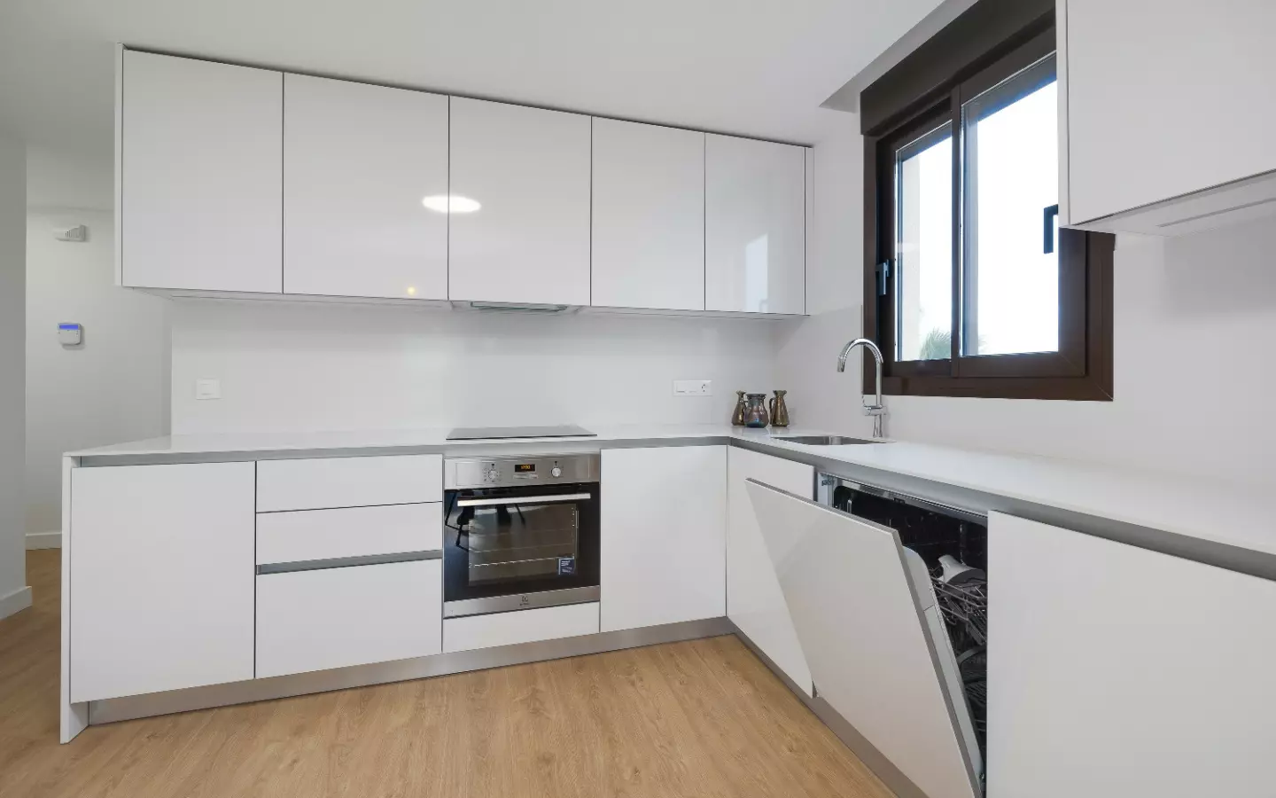 2-bedroom Apartment In Villamartin, Spain (80 M²)