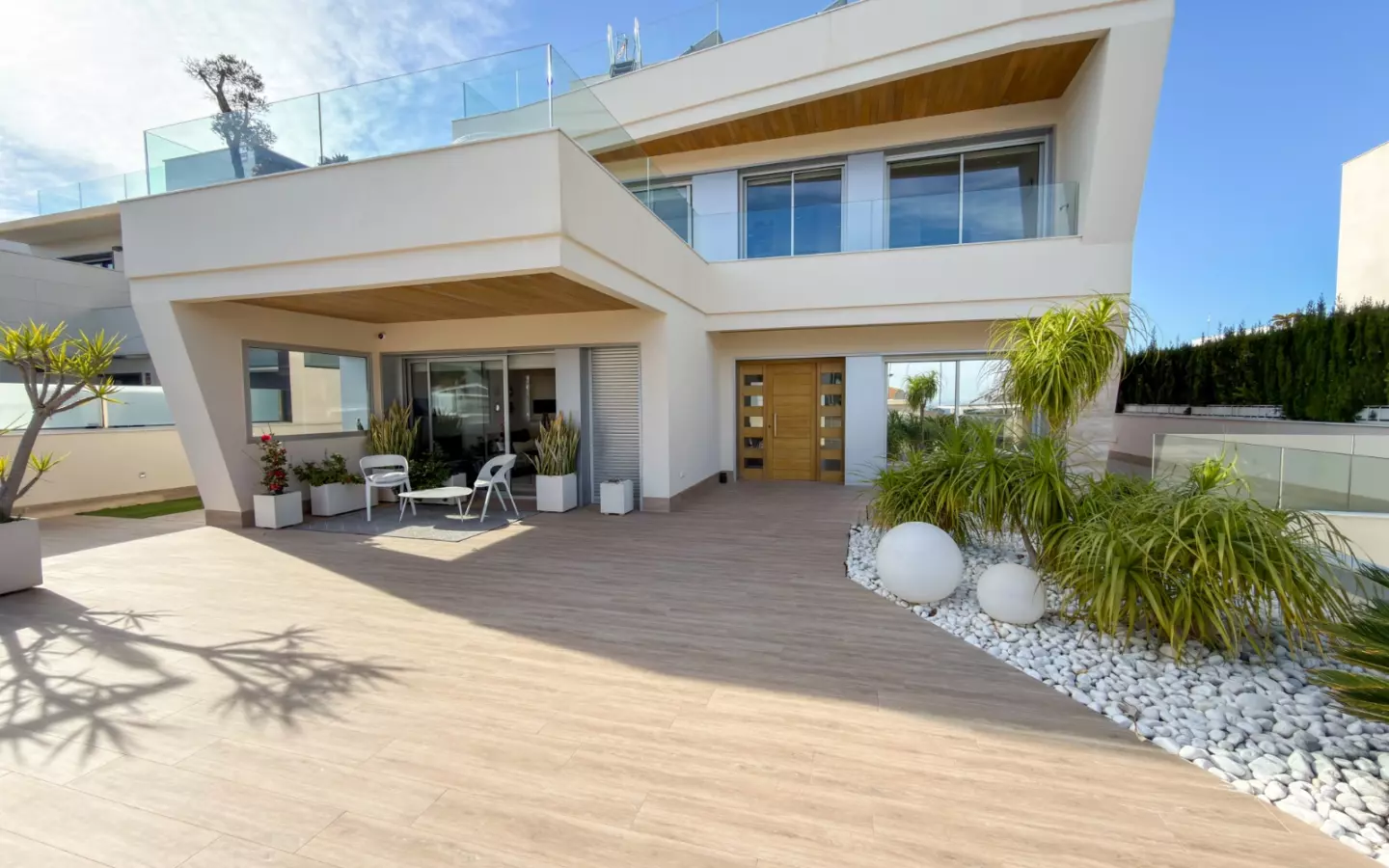 4-bedroom Villa In Orihuela Costa, Spain (349 M²)
