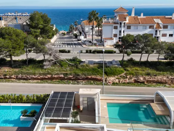 4-bedroom Villa In Orihuela Costa, Spain (349 M²)